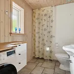 Feriehus Lovely In With Sauna